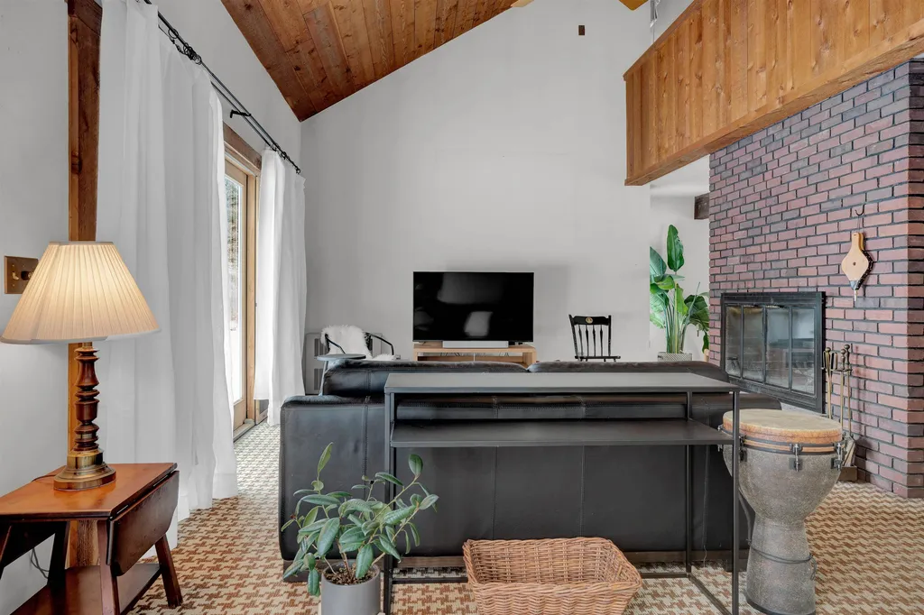 101 Westmont Way Woodstock VT 05091