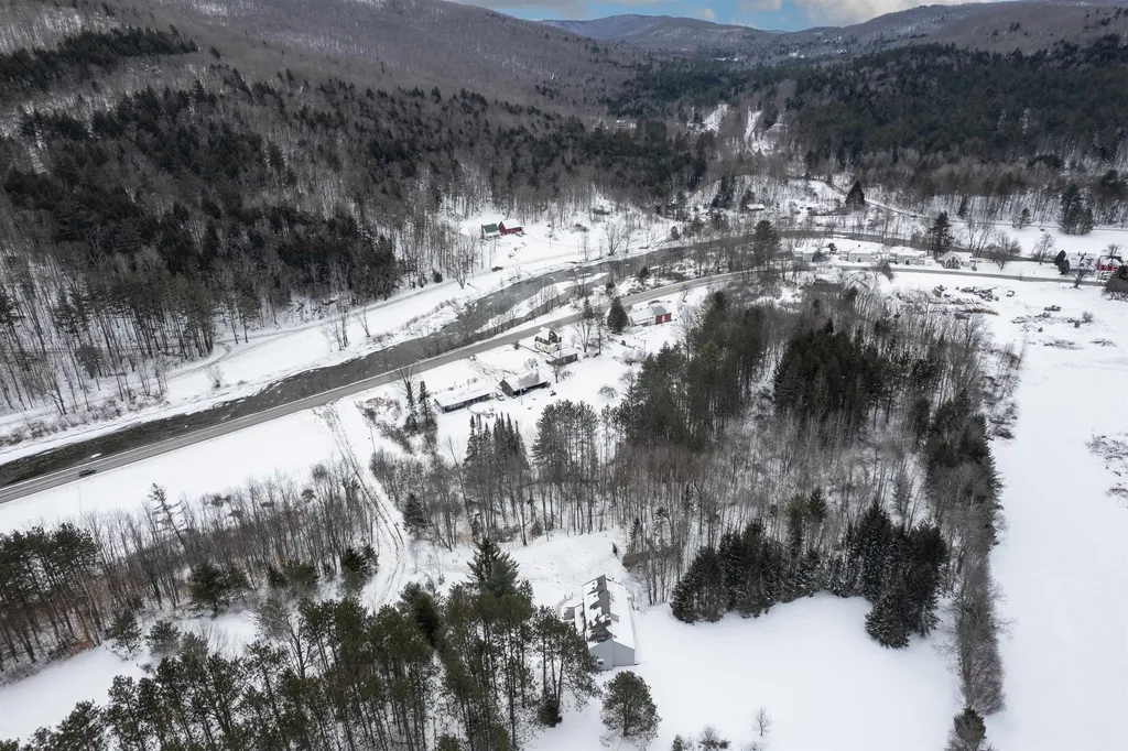 101 Westmont Way Woodstock VT 05091