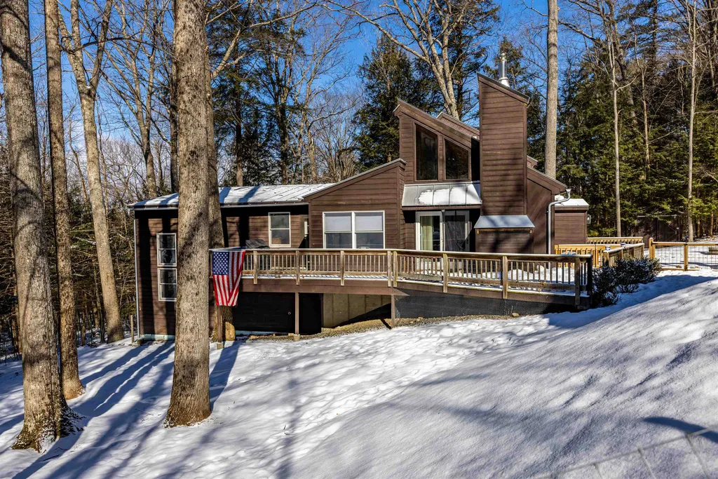 23 Low Road Hanover NH 03755