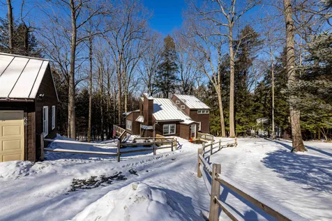 23 Low Road Hanover NH 03755