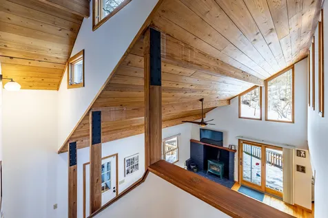 23 Low Road Hanover NH 03755