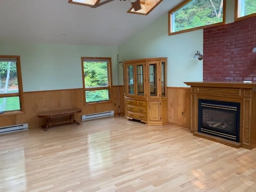 195 Overlook Road Milan NH 03588