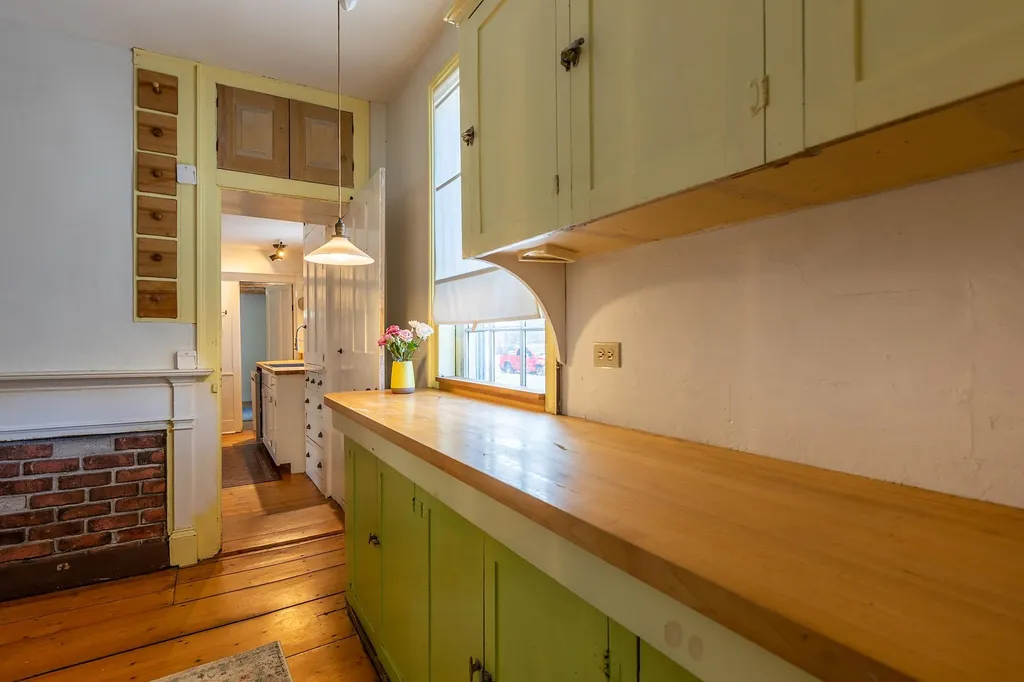 501 Main Street Chester VT 05143