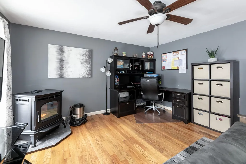 48 Wethersfield Drive Northfield NH 03276