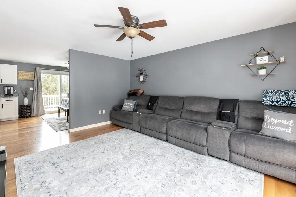 48 Wethersfield Drive Northfield NH 03276