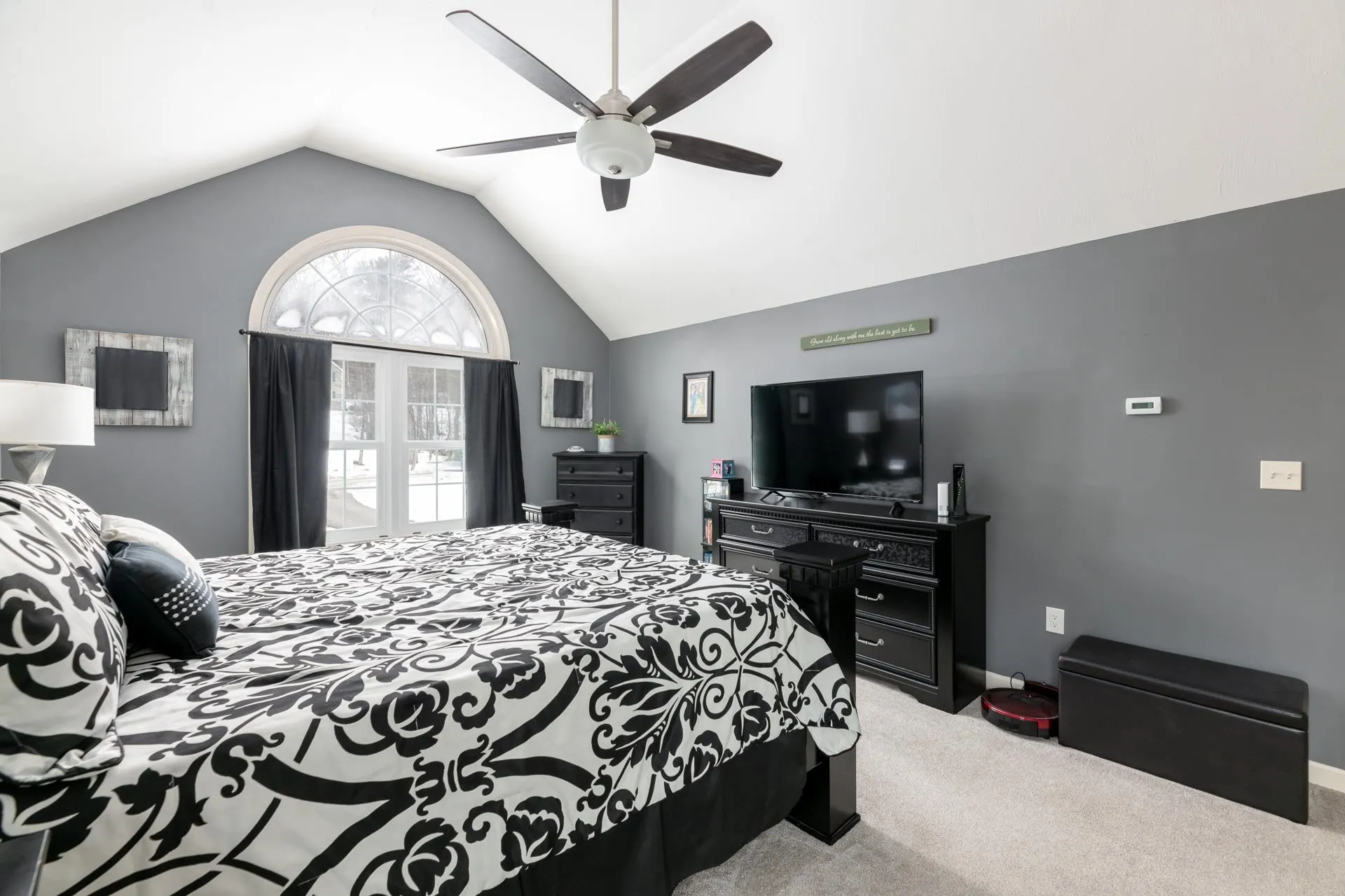 48 Wethersfield Drive Northfield NH 03276