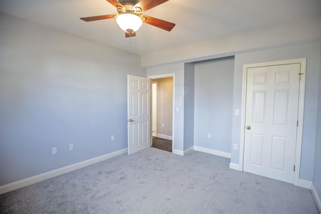 226 Shore Drive Salem NH 03079