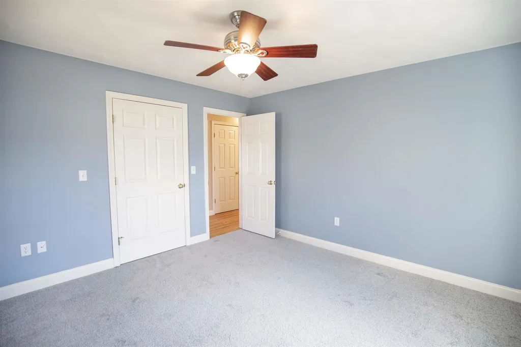 226 Shore Drive Salem NH 03079