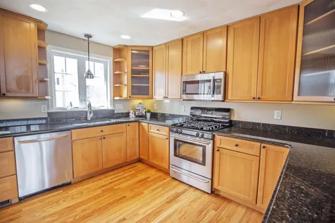 226 Shore Drive Salem NH 03079