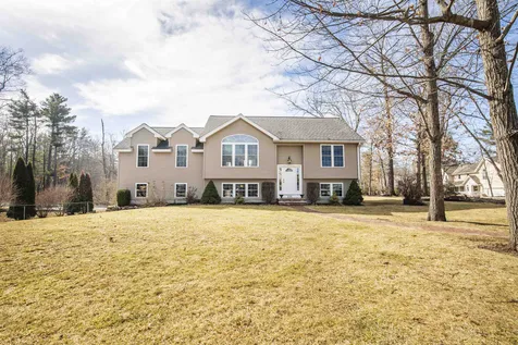 226 Shore Drive Salem NH 03079