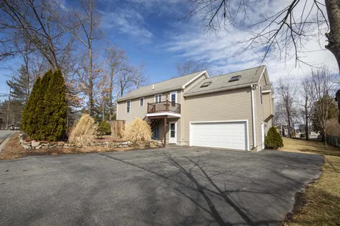 226 Shore Drive Salem NH 03079