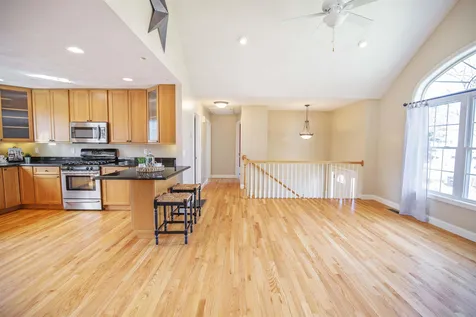 226 Shore Drive Salem NH 03079