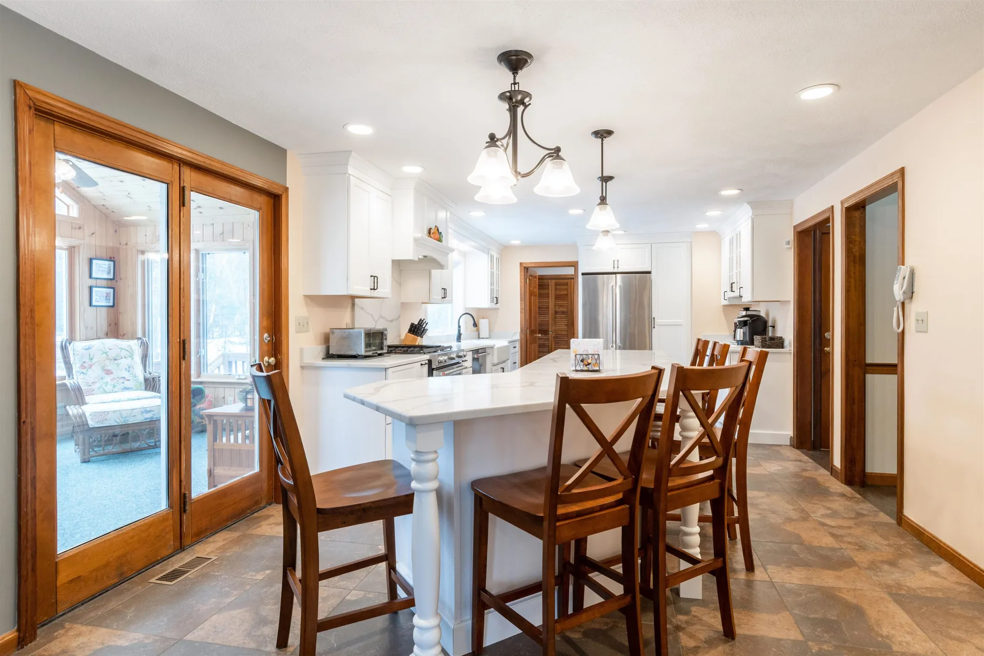 31 Cathedral Circle Nashua NH 03063