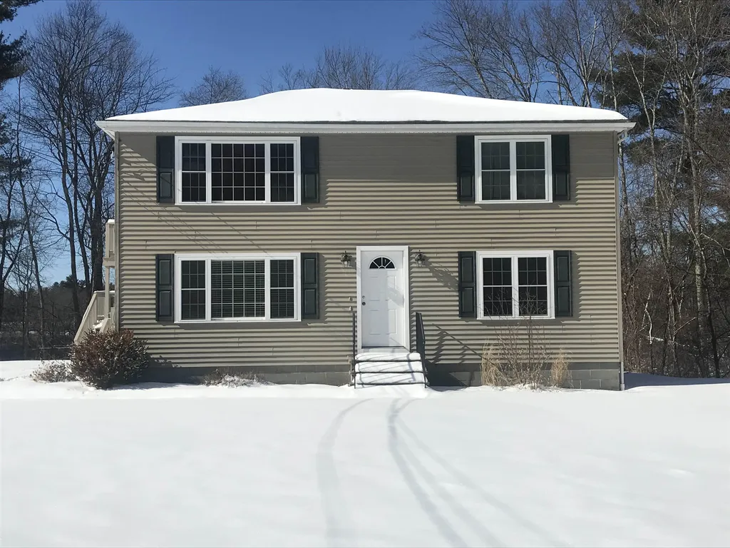 40-42 Atwood Road Pelham NH 03076