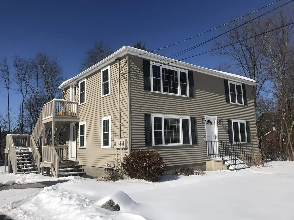 40-42 Atwood Road Pelham NH 03076