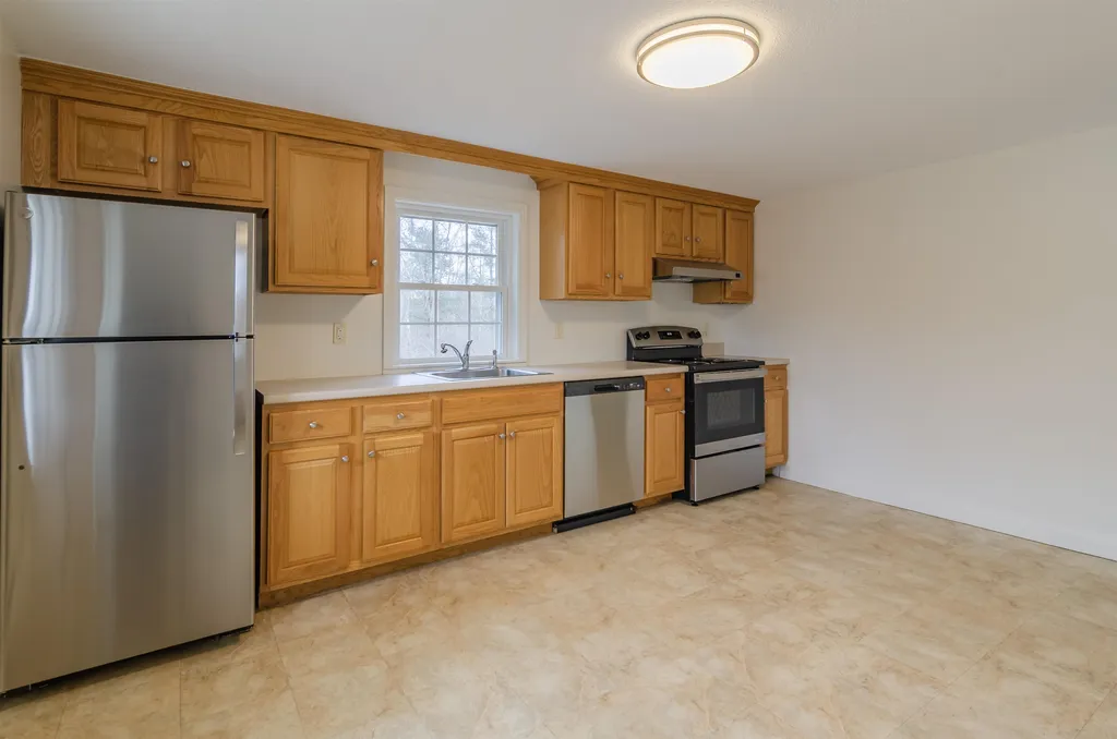 40-42 Atwood Road Pelham NH 03076