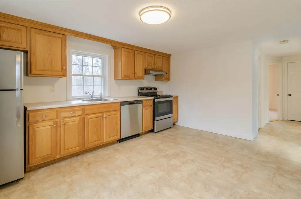 40-42 Atwood Road Pelham NH 03076