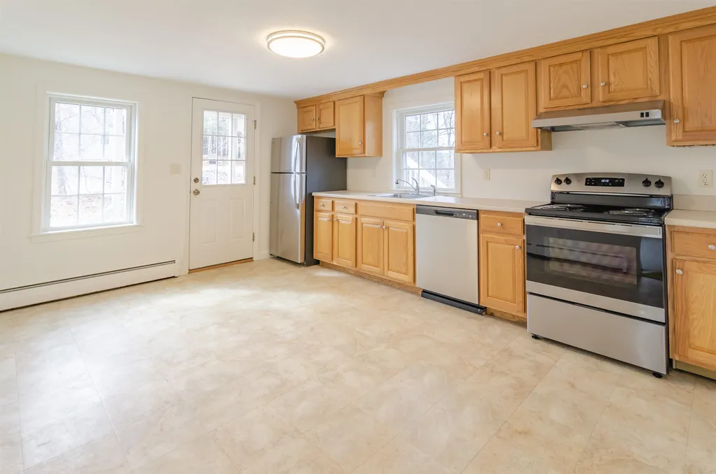 40-42 Atwood Road Pelham NH 03076