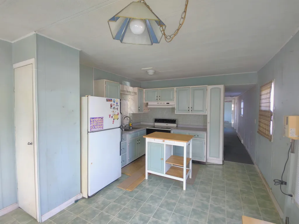 106 Sherwood Glen Somersworth NH 03878