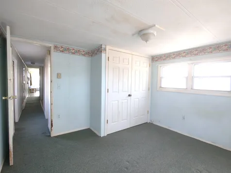 106 Sherwood Glen Somersworth NH 03878