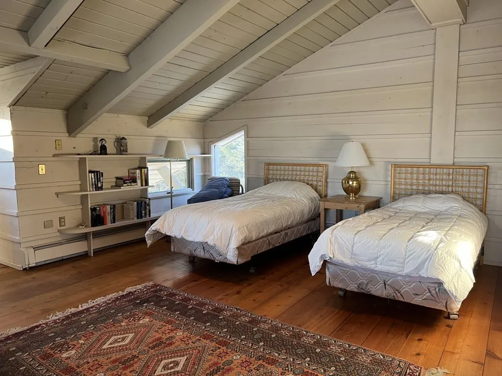 138 Rocky Top Lane Hartford VT 05059