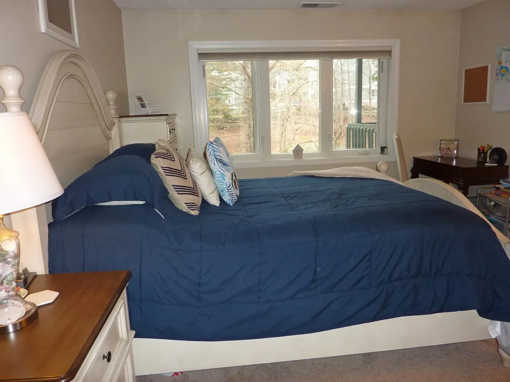 16 Ledgewood Hills Drive Nashua NH 03062