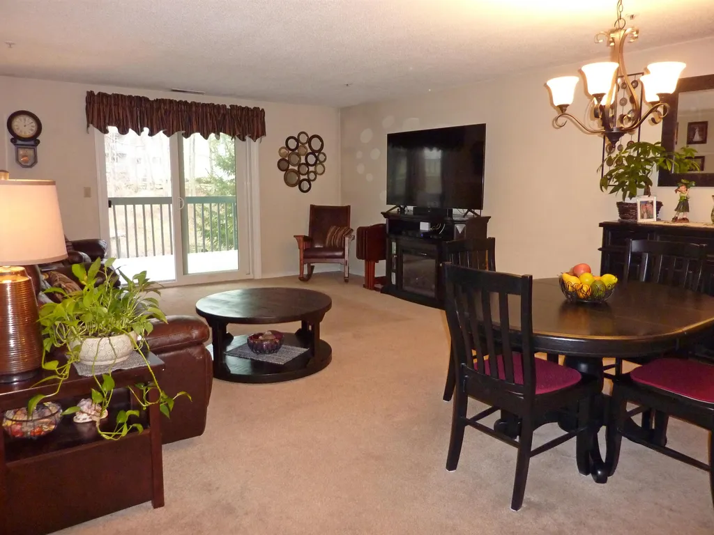 16 Ledgewood Hills Drive Nashua NH 03062