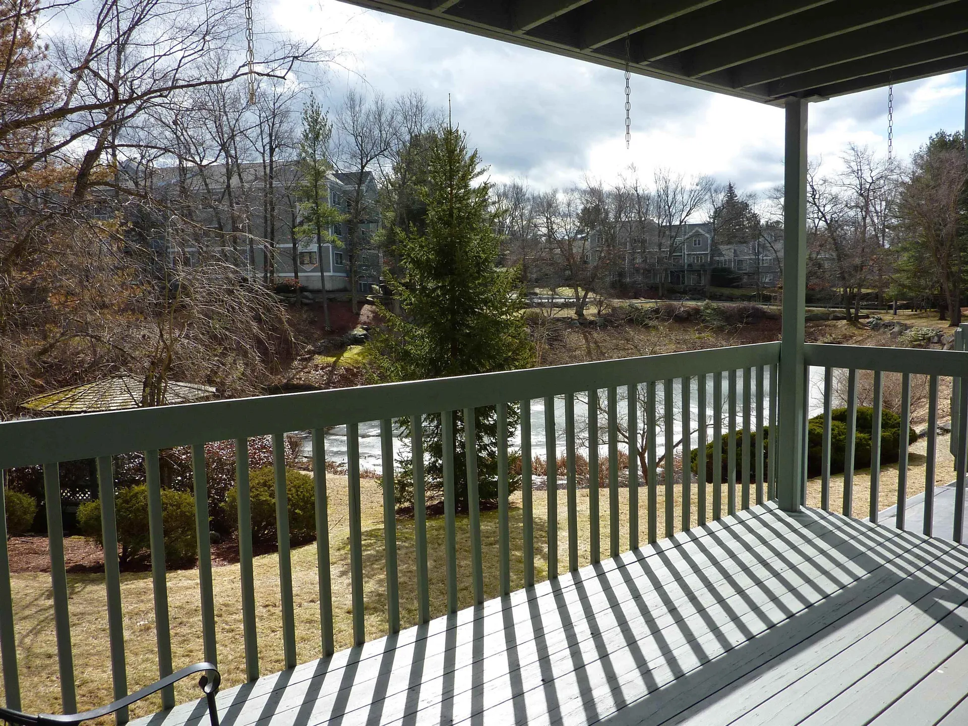 16 Ledgewood Hills Drive Nashua NH 03062