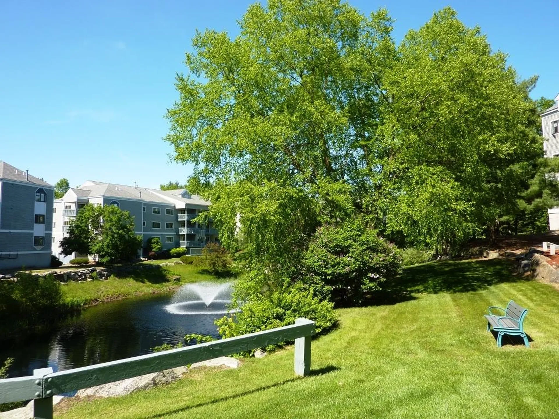 16 Ledgewood Hills Drive Nashua NH 03062
