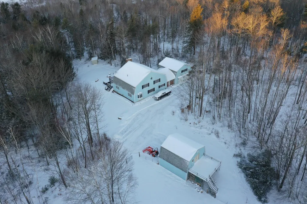 402 Old Settlers Road Alstead NH 03602