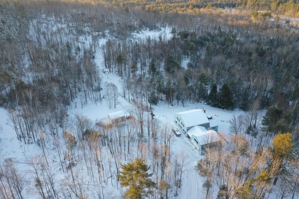 402 Old Settlers Road Alstead NH 03602