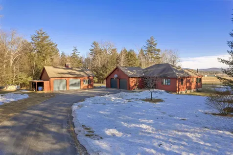 10 Towne Road Unity NH 03773