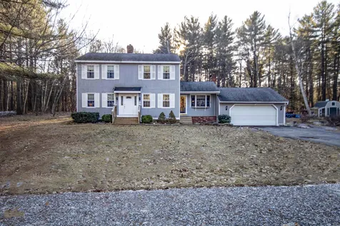 12 Laurel Street Litchfield NH 03052