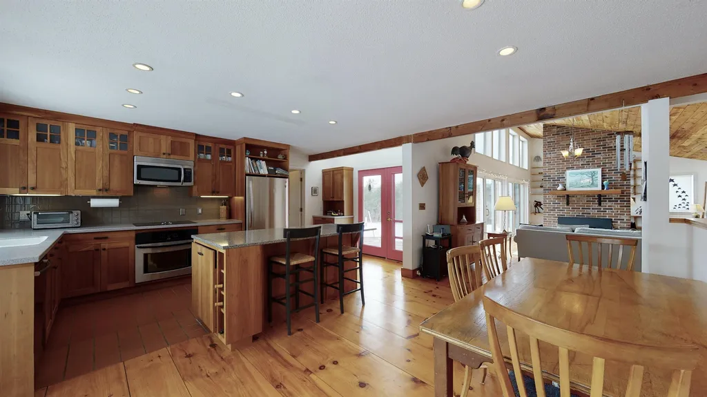 446 Wild Apple Road New Haven VT 05472