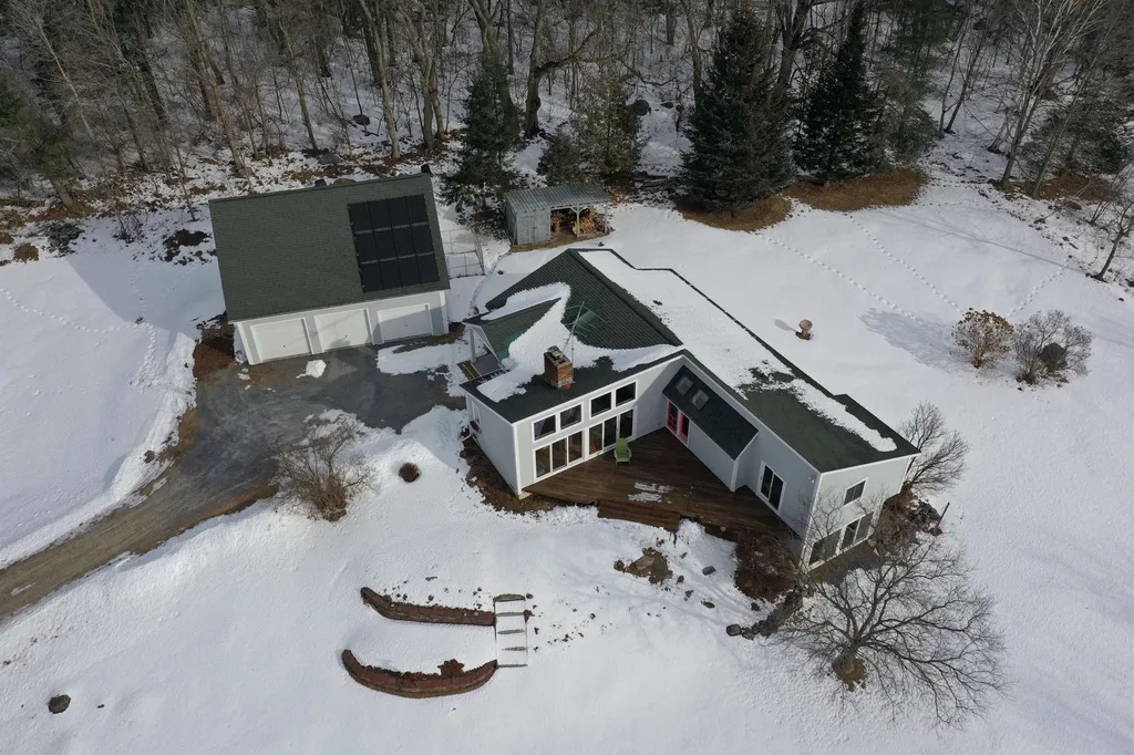446 Wild Apple Road New Haven VT 05472