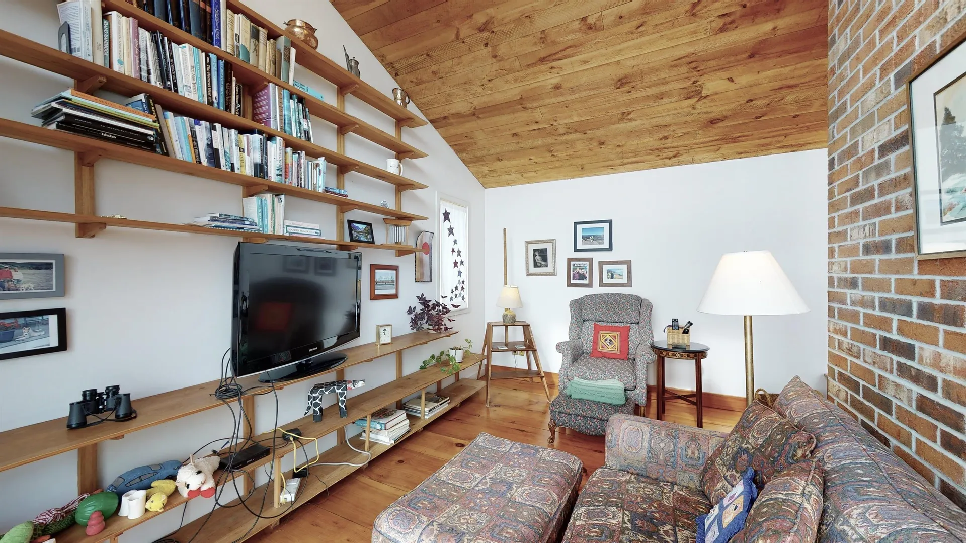 446 Wild Apple Road New Haven VT 05472