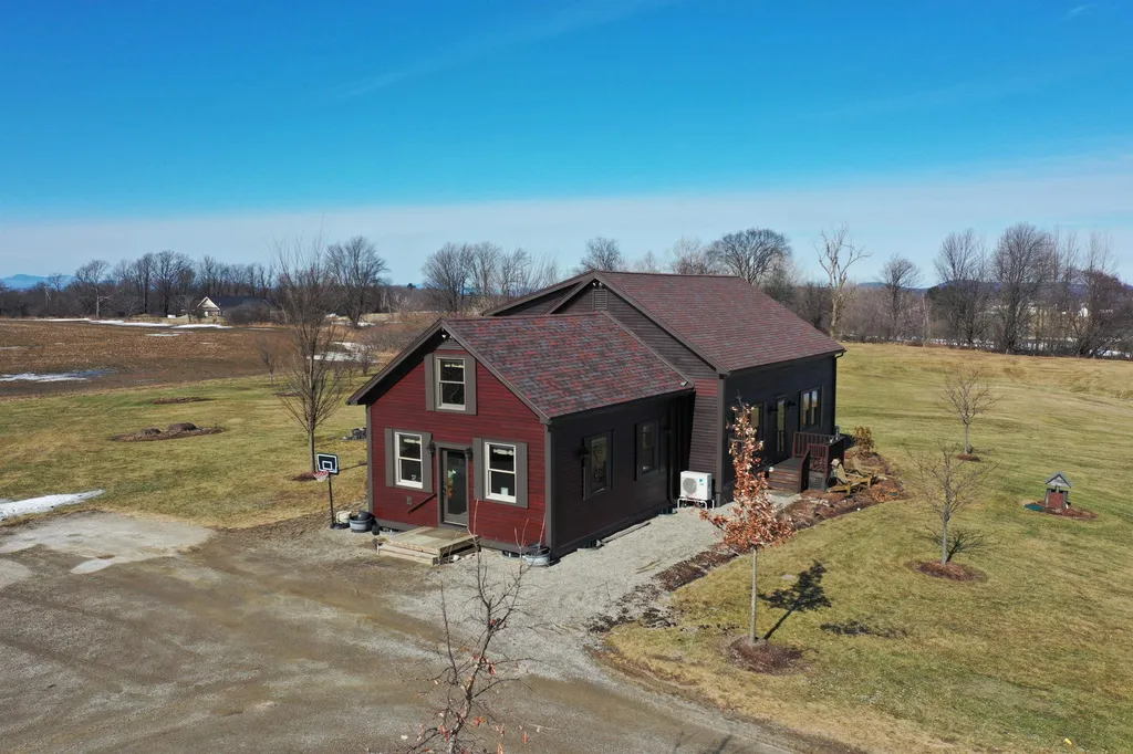 833 North Street New Haven VT 05472