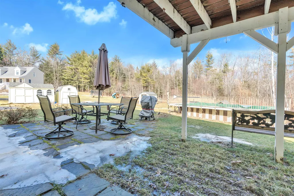 38 Brittany Lane Barrington NH 03825