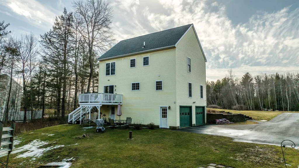 38 Brittany Lane Barrington NH 03825
