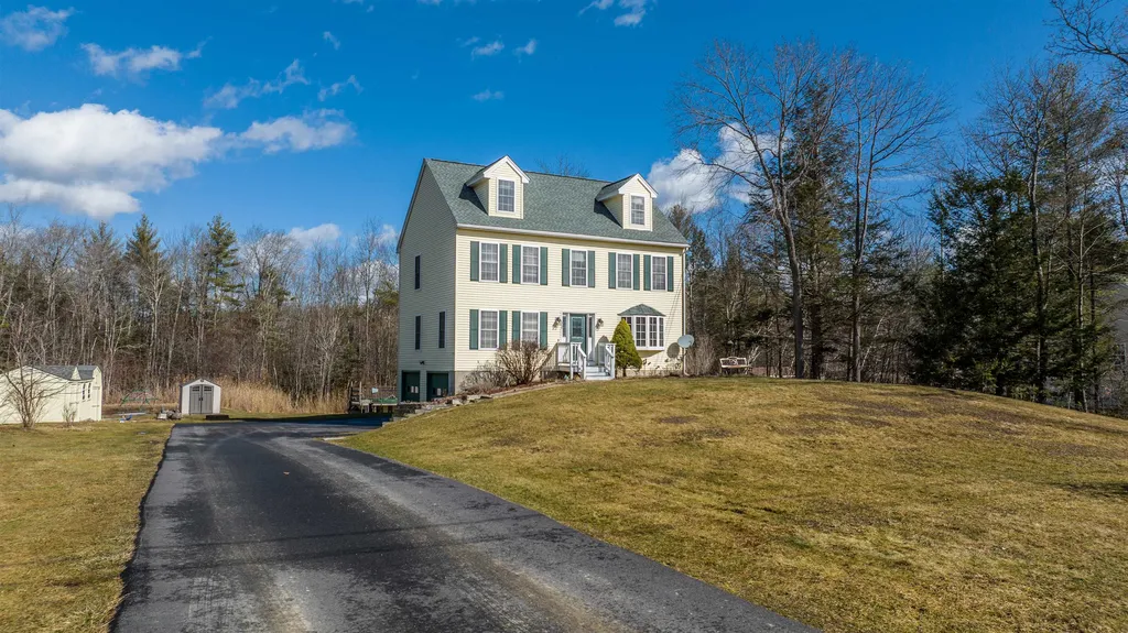 38 Brittany Lane Barrington NH 03825