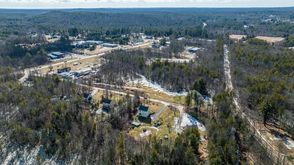 38 Brittany Lane Barrington NH 03825