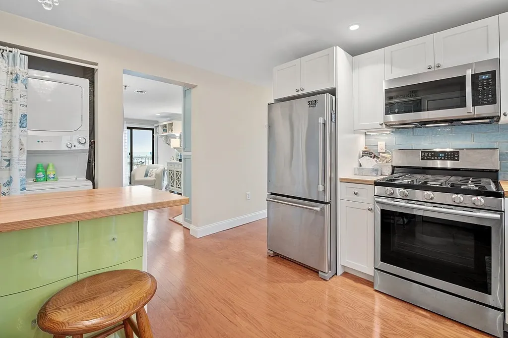 461 Ocean Boulevard Hampton NH 03842