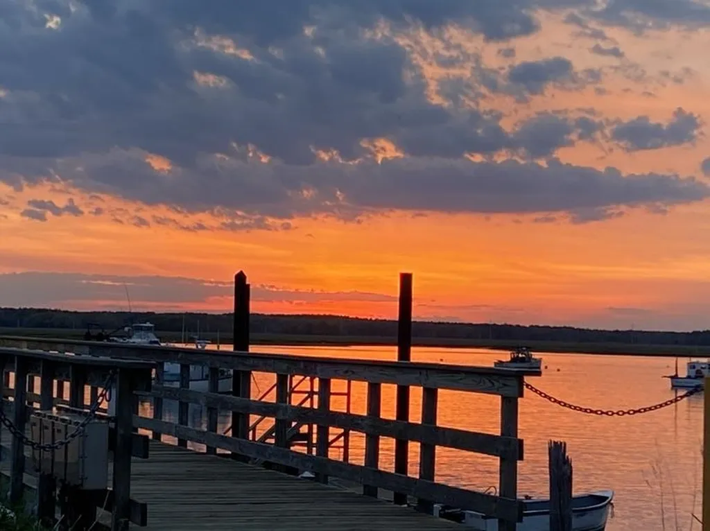 461 Ocean Boulevard Hampton NH 03842
