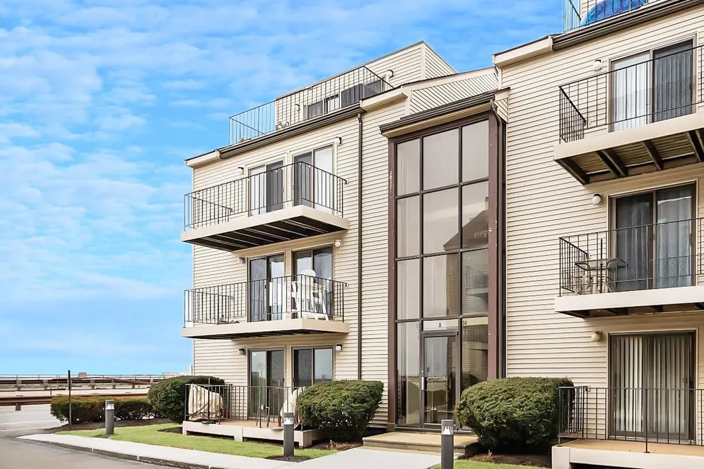 461 Ocean Boulevard Hampton NH 03842