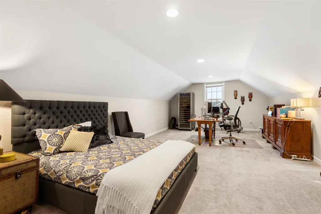 24 Haycorn Hollow Road South Hero VT 05486