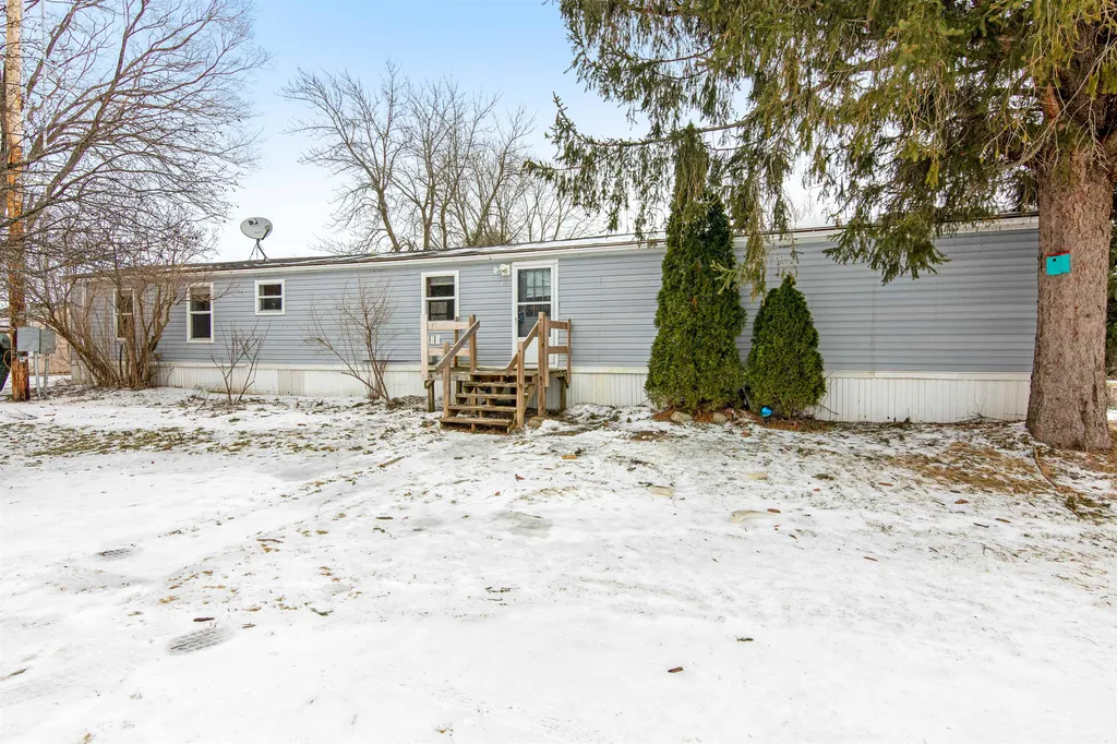 46 East Shore South Grand Isle VT 05458