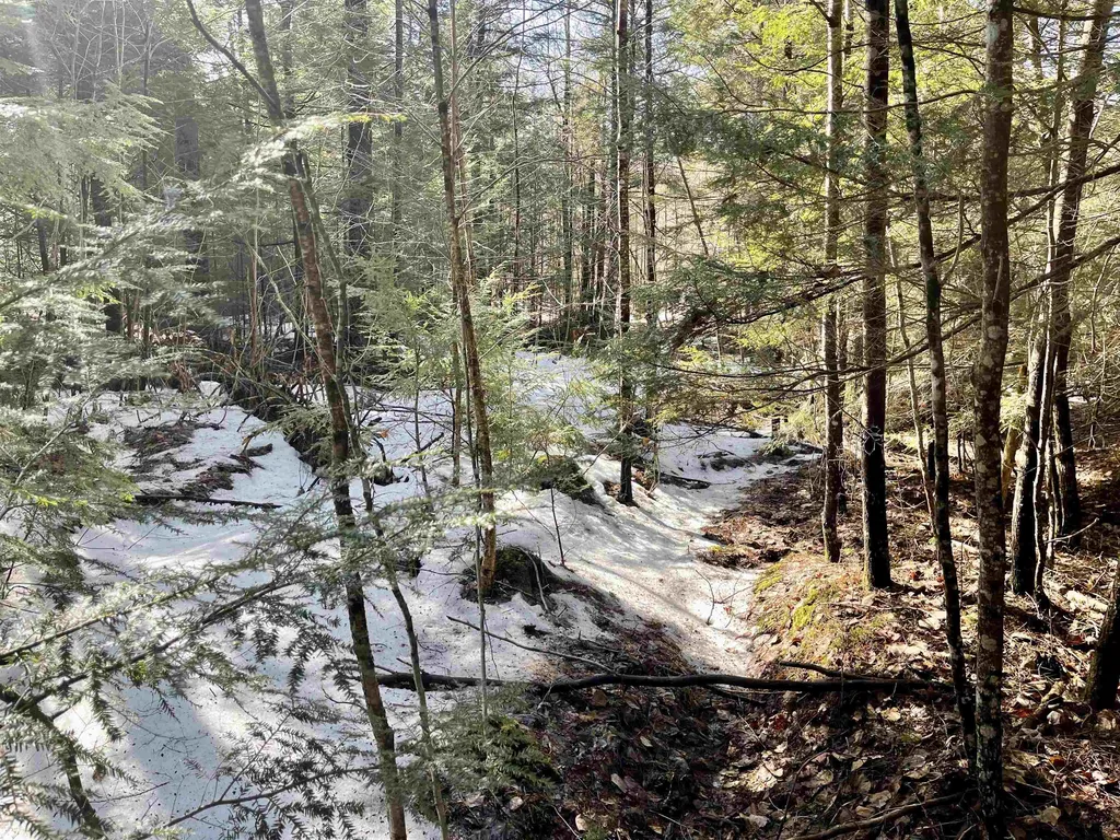00 Simonds Road Haverhill NH 03774