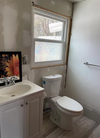 15 Beatrice Street Danville NH 03819