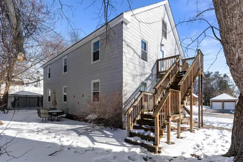 105 Allds Street Nashua NH 03060