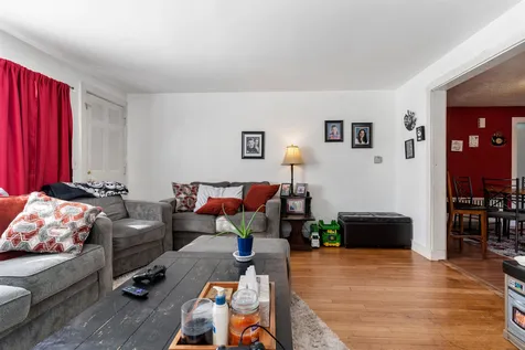 105 Allds Street Nashua NH 03060